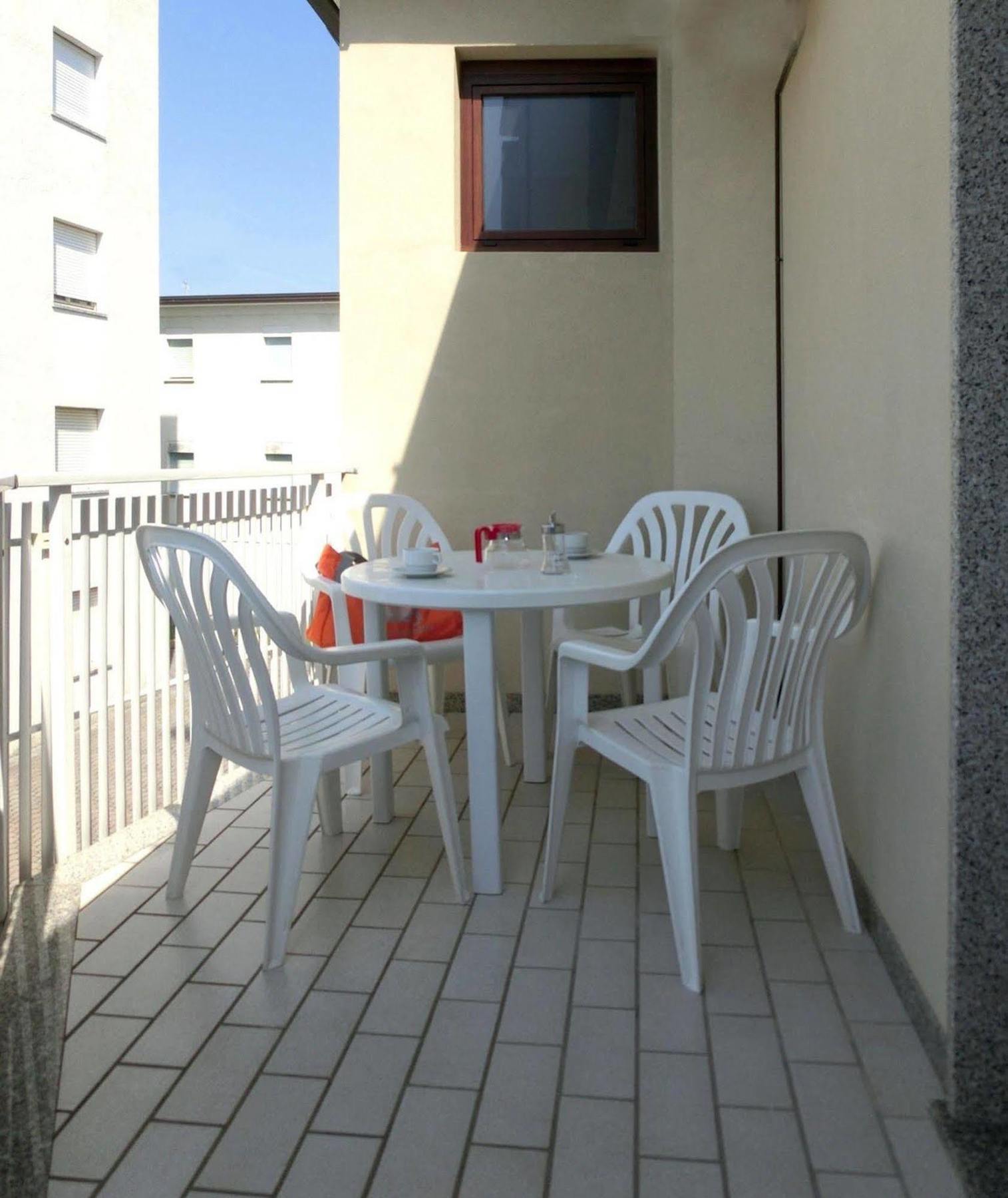 Viviana Apartment Lignano Sabbiadoro Exterior foto